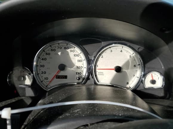 ✅ 2004 Saturn VUE V6 • VIN: 5GZCZ63464S853287 • Lot: 46369355. Wystawiony na Copart z przebiegiem 212 257 mil. Bezpłatny archiwum sprzedaży aukcyjnych z USA i szczegółowy raport historii pojazdu na DreamBid. Zdjęcie 9.