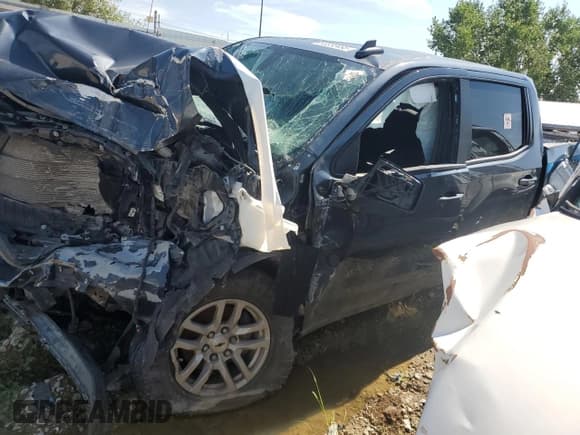 ✅ 2021 Chevrolet Silverado 1500 RST • VIN: 1GCUYEET6MZ348722 • Lot: 60330495. Wystawiony na Copart z przebiegiem Nie podano. Bezpłatny archiwum sprzedaży aukcyjnych z USA i szczegółowy raport historii pojazdu na DreamBid. Zdjęcie 1.