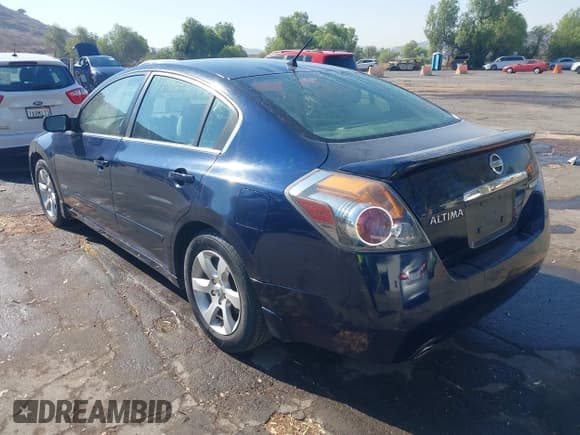 ✅ 2007 Nissan Altima Hybrid • VIN: 1N4CL21E97C186081 • Лот: 42923661. Опубликован ранее на IAAI с пробегом 227 781 миль. Бесплатный доступ к архиву аукционных продаж из США и подробный отчёт об истории автомобиля на DreamBid. Изображение 3.