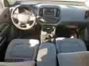 2017 Chevrolet Colorado 2WD WT z VIN 1GCHSBEA3H1212102, wystawiony jako Copart lot #90713175 z przebiegiem 90 571 mil mil oraz Szkoda całkowita • Salvage title. Historia ofert i sprzedaży dostępna na DreamBid. Obrazek 8.