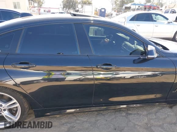 ✅ 2019 BMW 4 Series 440i • VIN: WBA4J5C59KBM65495 • Lot: 41999819. Listed on IAAI with 79,348 mi. Free auction sales archive from the USA and detailed vehicle history report at DreamBid. Image 12.