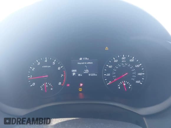 ✅ 2020 Kia Stinger GT-Line • VIN: KNAE15LA1L6077401 • Lot: 42494843. Listed on IAAI with 91,223 mi. Free auction sales archive from the USA and detailed vehicle history report at DreamBid. Image 7.