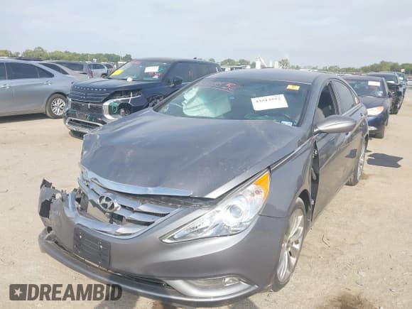 ✅ 2012 Hyundai Sonata 2.0T Limited w/Wine Int • VIN: 5NPEC4AB5CH420235 • Lot: 43513552. Listed on IAAI with 61,782 mi. Free auction sales archive from the USA and detailed vehicle history report at DreamBid. Image 14.