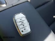 ✅ 2024 Toyota Crown XLE • VIN: JTDAAAAF4R3018149 • Lot: 42293604. Wystawiony na IAAI z przebiegiem 22 408 mil. Bezpłatny archiwum sprzedaży aukcyjnych z USA i szczegółowy raport historii pojazdu na DreamBid. Zdjęcie 11.