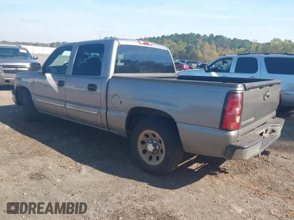 ✅ 2006 Chevrolet Silverado 1500 LS • VIN: 2GCEC13V361353131 • Lot: 43638804. Listed on IAAI with 226,092 mi. Free auction sales archive from the USA and detailed vehicle history report at DreamBid. Image 3.