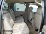 ✅ 2003 Chevrolet Suburban Z71 • VIN: 3GNFK16Z63G121011 • Лот: 61525384. Опубликован ранее на Copart с пробегом 255 113 миль. Бесплатный доступ к архиву аукционных продаж из США и подробный отчёт об истории автомобиля на DreamBid. Изображение 11.