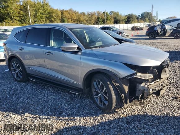 ✅ 2022 Acura MDX Technology • VIN: 5J8YE1H4XNL033337 • Lot: 90363925. Listed on Copart with 47,124 mi. Free auction sales archive from the USA and detailed vehicle history report at DreamBid. Image 4.