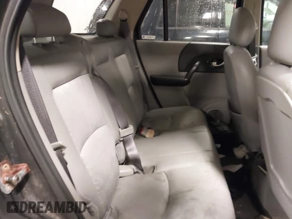 ✅ 2005 Saturn VUE • VIN: 5GZCZ63405S846000 • Lot: 42081031. Wystawiony na IAAI z przebiegiem 107 517 mil. Bezpłatny archiwum sprzedaży aukcyjnych z USA i szczegółowy raport historii pojazdu na DreamBid. Zdjęcie 8.