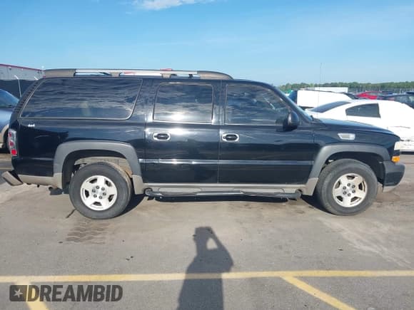 ✅ 2001 Chevrolet Suburban LS • VIN: 3GNFK16T31G259260 • Лот: 42525896. Опубликован ранее на IAAI с пробегом 272 052 миль. Бесплатный доступ к архиву аукционных продаж из США и подробный отчёт об истории автомобиля на DreamBid. Изображение 13.