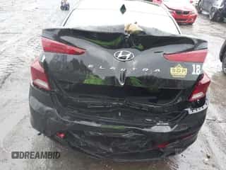 2019 Hyundai Elantra SEL с VIN 5NPD84LF8KH414554, выставлен на аукционе IAAI как лот 43480787 с пробегом 156 347 миль миль и . История ставок и продаж доступна на DreamBid. Изображение 6.