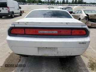 ✅ 2012 Dodge Challenger R/T • VIN: 2C3CDYBT7CH285212 • Lot: 58659914. Wystawiony na Copart z przebiegiem Nie podano. Bezpłatny archiwum sprzedaży aukcyjnych z USA i szczegółowy raport historii pojazdu na DreamBid. Zdjęcie 6.