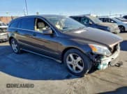 ✅ 2012 Mercedes-Benz R 350 • VIN: 4JGCB5HE0CA141701 • Lot: 95741435. Listed on Copart with 78,847 mi. Free auction sales archive from the USA and detailed vehicle history report at DreamBid. Image 4.