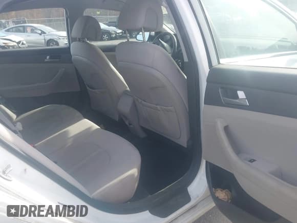 ✅ 2017 Hyundai Sonata 2.4L • VIN: 5NPE24AFXHH564747 • Лот: 43642523. Опубликован ранее на IAAI с пробегом 189 130 миль. Бесплатный доступ к архиву аукционных продаж из США и подробный отчёт об истории автомобиля на DreamBid. Изображение 8.