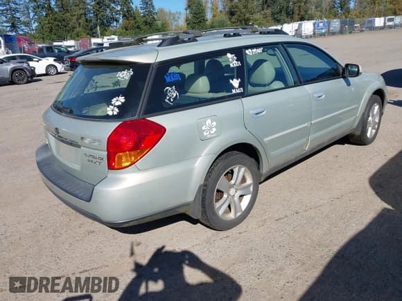 ✅ 2005 Subaru Legacy Outback XT Limited • VIN: 4S4BP67C754318572 • Лот: 43276479. Опубликован ранее на IAAI с пробегом 161 794 миль. Бесплатный доступ к архиву аукционных продаж из США и подробный отчёт об истории автомобиля на DreamBid. Изображение 4.