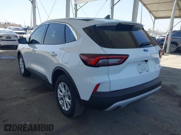 ✅ 2023 Ford Escape Active • VIN: 1FMCU0GZ1PUA68618 • Lot: 42123954. Listed on IAAI with 6,315 mi. Free auction sales archive from the USA and detailed vehicle history report at DreamBid. Image 3.