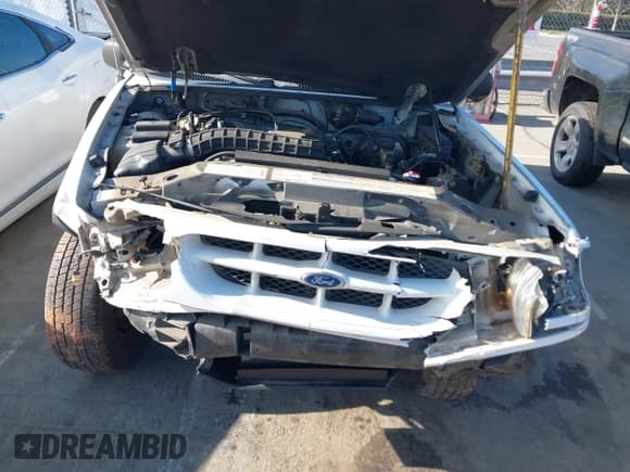 ✅ 1999 Ford Explorer Sport • VIN: 1FMYU22X2XUA33545 • Lot: 41818348. Wystawiony na IAAI z przebiegiem 130 848 mil. Bezpłatny archiwum sprzedaży aukcyjnych z USA i szczegółowy raport historii pojazdu na DreamBid. Zdjęcie 10.