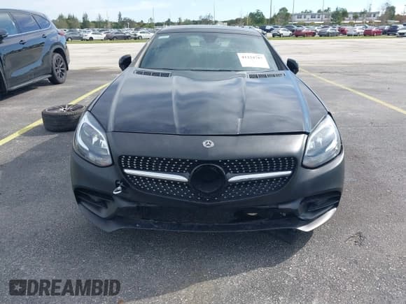✅ 2018 Mercedes-Benz SLC 300 • VIN: WDDPK3JA1JF151757 • Lot: 41234787. Listed on IAAI with 68,035 mi. Free auction sales archive from the USA and detailed vehicle history report at DreamBid. Image 6.