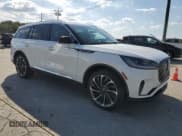 ✅ 2025 Lincoln Aviator Reserve • VIN: 5LM5J7XC0SGL03312 • Lot: 84623735. Listed on Copart with 8,021 mi. Free auction sales archive from the USA and detailed vehicle history report at DreamBid. Image 4.