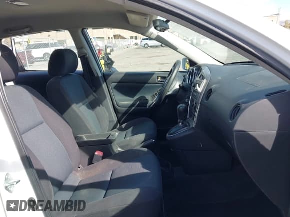✅ 2007 Toyota Matrix XR • VIN: 2T1KR32E07C675890 • Lot: 43551737. Listed on IAAI with 217,155 mi. Free auction sales archive from the USA and detailed vehicle history report at DreamBid. Image 5.