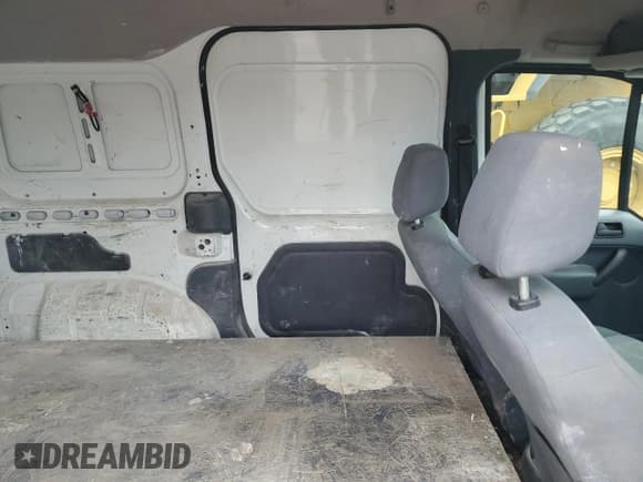 ✅ 2013 Ford Transit Connect XLT • VIN: NM0LS7DN1DT159326 • Lot: 81146335. Listed on Copart with 105,901 mi. Free auction sales archive from the USA and detailed vehicle history report at DreamBid. Image 11.