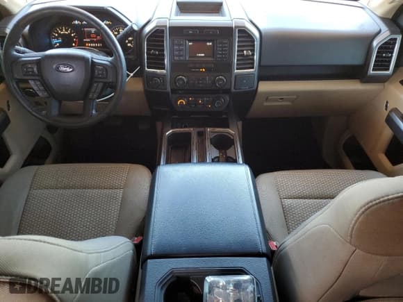 ✅ 2016 Ford F-150 XLT • VIN: 1FTEW1C85GKD78227 • Lot: 81999235. Listed on Copart with 81,440 mi. Free auction sales archive from the USA and detailed vehicle history report at DreamBid. Image 8.