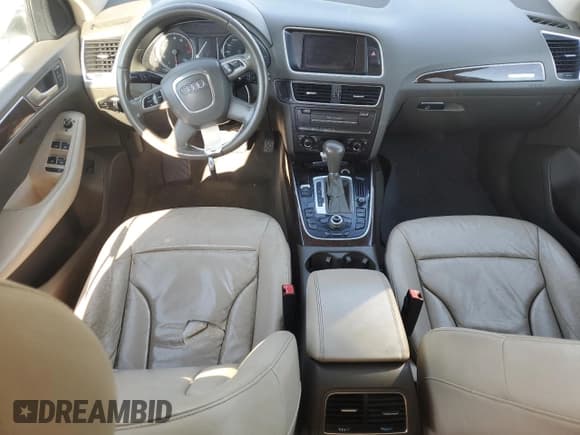 ✅ 2011 Audi Q5 Premium Plus • VIN: WA1DKAFP1BA021226 • Lot: 68899745. Wystawiony na Copart z przebiegiem 202 421 mil. Bezpłatny archiwum sprzedaży aukcyjnych z USA i szczegółowy raport historii pojazdu na DreamBid. Zdjęcie 8.