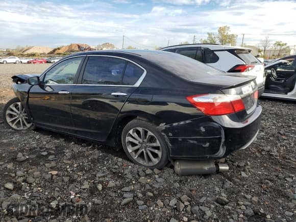 ✅ 2013 Honda Accord Sport • VIN: 1HGCR2F59DA012540 • Lot: 86713785. Wystawiony na Copart z przebiegiem 182 853 mil. Bezpłatny archiwum sprzedaży aukcyjnych z USA i szczegółowy raport historii pojazdu na DreamBid. Zdjęcie 2.