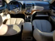 ✅ 2012 Hyundai Santa Fe Limited • VIN: 5XYZKDAG4CG146369 • Lot: 83061854. Listed on Copart with 177,893 mi. Free auction sales archive from the USA and detailed vehicle history report at DreamBid. Image 8.