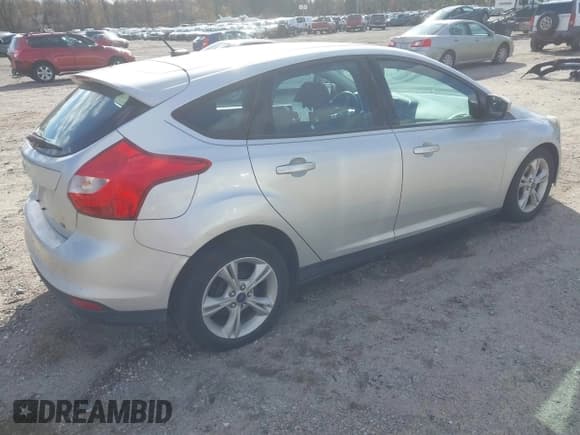 ✅ 2014 Ford Focus SE • VIN: 1FADP3K24EL404878 • Lot: 43681184. Listed on IAAI with 122,204 mi. Free auction sales archive from the USA and detailed vehicle history report at DreamBid. Image 4.