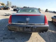 ✅ 2010 Cadillac DTS 1SD • VIN: 1G6KH5EY6AU134988 • Lot: 81440605. Wystawiony na Copart z przebiegiem Nie podano. Bezpłatny archiwum sprzedaży aukcyjnych z USA i szczegółowy raport historii pojazdu na DreamBid. Zdjęcie 6.