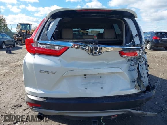 ✅ 2018 Honda CR-V Touring • VIN: 5J6RW2H97JL000348 • Лот: 43491077. Опубликован ранее на IAAI с пробегом Не указан. Бесплатный доступ к архиву аукционных продаж из США и подробный отчёт об истории автомобиля на DreamBid. Изображение 15.
