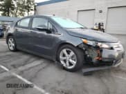 ✅ 2013 Chevrolet Volt • VIN: 1G1RH6E45DU146965 • Lot: 74639884. Wystawiony na Copart z przebiegiem 137 767 mil. Bezpłatny archiwum sprzedaży aukcyjnych z USA i szczegółowy raport historii pojazdu na DreamBid. Zdjęcie 4.