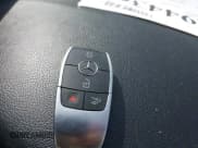 ✅ 2020 Mercedes-Benz GLC 300 • VIN: WDC0G8EB2LF745431 • Lot: 43694436. Wystawiony na IAAI z przebiegiem 47 001 mil. Bezpłatny archiwum sprzedaży aukcyjnych z USA i szczegółowy raport historii pojazdu na DreamBid. Zdjęcie 11.