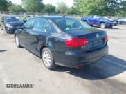 ✅ 2011 Volkswagen Jetta SE • VIN: 3VWDZ7AJ5BM369747 • Lot: 43066900. Listed on IAAI with 181,101 mi. Free auction sales archive from the USA and detailed vehicle history report at DreamBid. Image 3.