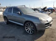 ✅ 2006 Porsche Cayenne S • VIN: WP1AB29P46LA62940 • Лот: 81285065. Опубликован ранее на Copart с пробегом 108 758 миль. Бесплатный доступ к архиву аукционных продаж из США и подробный отчёт об истории автомобиля на DreamBid. Изображение 4.