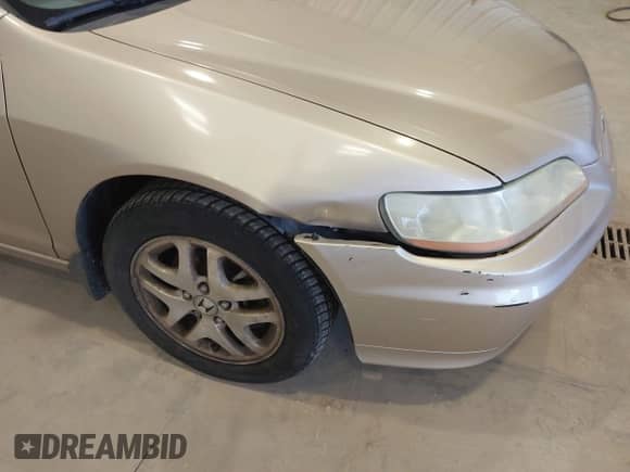 2001 Honda Accord EX с VIN 1HGCG225X1A015003, выставлен на аукционе IAAI как лот 41866796 с пробегом 196 000 миль миль и . История ставок и продаж доступна на DreamBid. Изображение 6.