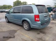 ✅ 2010 Chrysler Town & Country Touring • VIN: 2A4RR5D16AR491981 • Лот: 43280695. Опубликован ранее на IAAI с пробегом 143 376 миль. Бесплатный доступ к архиву аукционных продаж из США и подробный отчёт об истории автомобиля на DreamBid. Изображение 3.