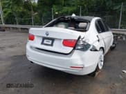 ✅ 2015 BMW 3 Series 320i • VIN: WBA3B1C54F5A05864 • Lot: 42718467. Listed on IAAI with Not provided. Free auction sales archive from the USA and detailed vehicle history report at DreamBid. Image 12.