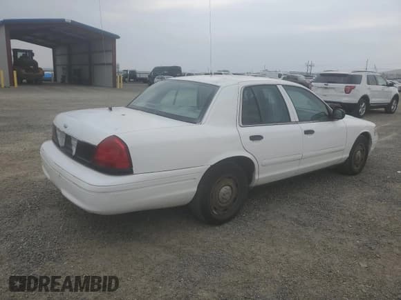 ✅ 2004 Ford Police Interceptor Base w/3.27 Axle • VIN: 2FAHP71W44X116499 • Лот: 70536565. Опубликован ранее на Copart с пробегом 101 221 миль. Бесплатный доступ к архиву аукционных продаж из США и подробный отчёт об истории автомобиля на DreamBid. Изображение 3.