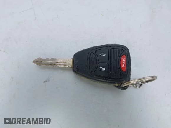 ✅ 2006 Jeep Commander • VIN: 1J8HG48KX6C362784 • Lot: 41841953. Wystawiony na IAAI z przebiegiem 188 600 mil. Bezpłatny archiwum sprzedaży aukcyjnych z USA i szczegółowy raport historii pojazdu na DreamBid. Zdjęcie 11.