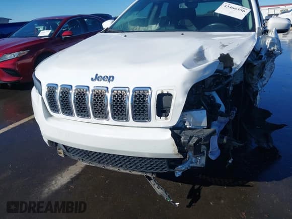 ✅ 2019 Jeep Cherokee Limited • VIN: 1C4PJLDX7KD286333 • Лот: 43466350. Опубликован ранее на IAAI с пробегом 119 905 миль. Бесплатный доступ к архиву аукционных продаж из США и подробный отчёт об истории автомобиля на DreamBid. Изображение 20.