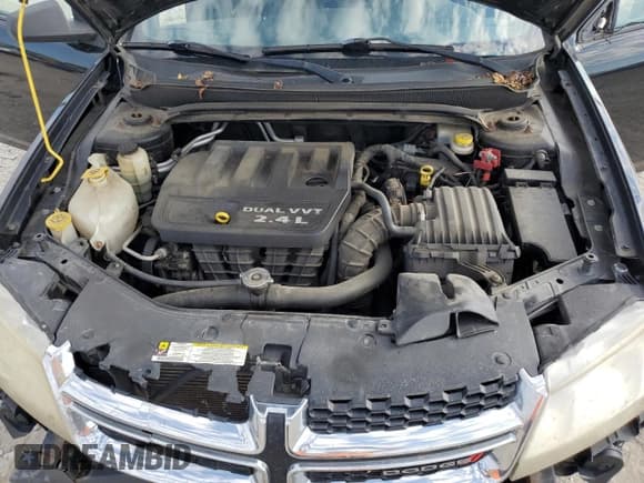 ✅ 2013 Dodge Avenger SE • VIN: 1C3CDZAB2DN637605 • Лот: 74220914. Опубликован ранее на Copart с пробегом 130 500 миль. Бесплатный доступ к архиву аукционных продаж из США и подробный отчёт об истории автомобиля на DreamBid. Изображение 12.