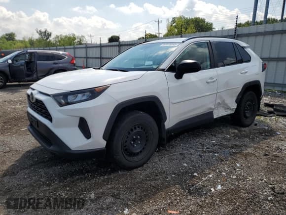 ✅ 2020 Toyota RAV4 LE • VIN: 2T3F1RFV7LC085497 • Lot: 68978045. Listed on Copart with 45,811 mi. Free auction sales archive from the USA and detailed vehicle history report at DreamBid. Image 1.