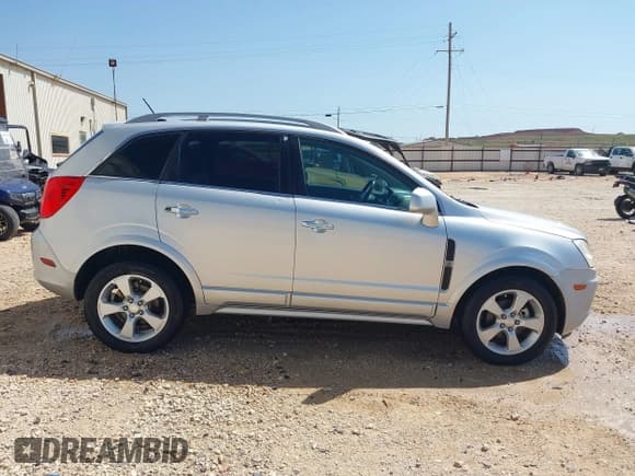 ✅ 2013 Chevrolet Captiva Sport LTZ • VIN: 3GNAL4EK3DS586437 • Lot: 42093734. Wystawiony na IAAI z przebiegiem 76 688 mil. Bezpłatny archiwum sprzedaży aukcyjnych z USA i szczegółowy raport historii pojazdu na DreamBid. Zdjęcie 13.