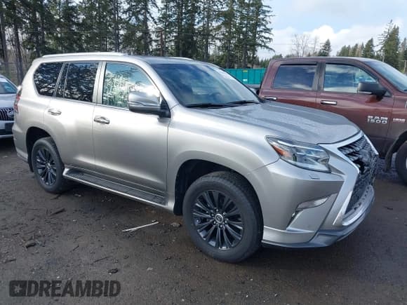 ✅ 2023 Lexus GX 460 Luxury • VIN: JTJGM7BX3P5349489 • Лот: 41621952. Опубликован ранее на IAAI с пробегом 31 932 миль. Бесплатный доступ к архиву аукционных продаж из США и подробный отчёт об истории автомобиля на DreamBid. Изображение 1.