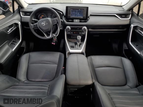 ✅ 2021 Toyota RAV4 XLE Premium • VIN: 2T3A1RFV2MC144015 • Lot: 80701335. Listed on Copart with 55,342 mi. Free auction sales archive from the USA and detailed vehicle history report at DreamBid. Image 8.