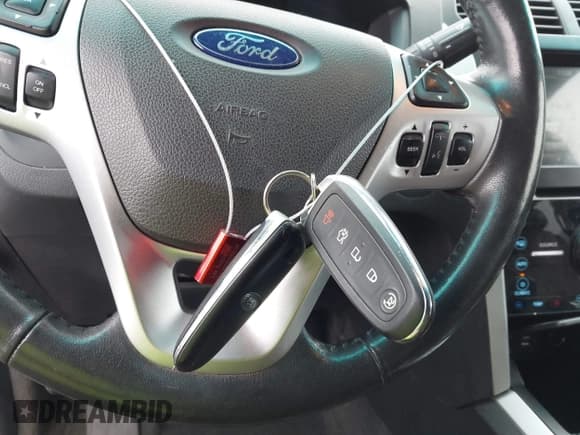 ✅ 2014 Ford Explorer Limited • VIN: 1FM5K7F85EGC13834 • Lot: 43783401. Wystawiony na IAAI z przebiegiem 153 888 mil. Bezpłatny archiwum sprzedaży aukcyjnych z USA i szczegółowy raport historii pojazdu na DreamBid. Zdjęcie 11.