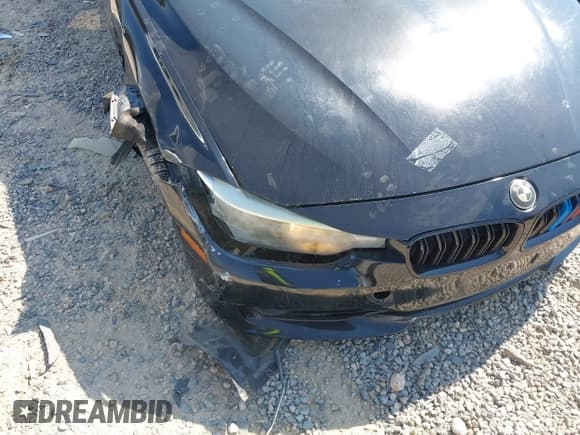 ✅ 2013 BMW 3 Series 328i • VIN: WBA3C1G51DNR48568 • Lot: 43236196. Wystawiony na IAAI z przebiegiem 176 853 mil. Bezpłatny archiwum sprzedaży aukcyjnych z USA i szczegółowy raport historii pojazdu na DreamBid. Zdjęcie 6.