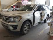 ✅ 2018 Ford Expedition Max XL • VIN: 1FMJK1GT6JEA49496 • Lot: 42519819. Wystawiony na IAAI z przebiegiem 100 996 mil. Bezpłatny archiwum sprzedaży aukcyjnych z USA i szczegółowy raport historii pojazdu na DreamBid. Zdjęcie 18.