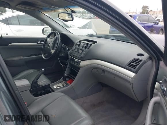 ✅ 2005 Acura TSX • VIN: JH4CL96815C029064 • Lot: 42796897. Listed on IAAI with 232,667 mi. Free auction sales archive from the USA and detailed vehicle history report at DreamBid. Image 5.